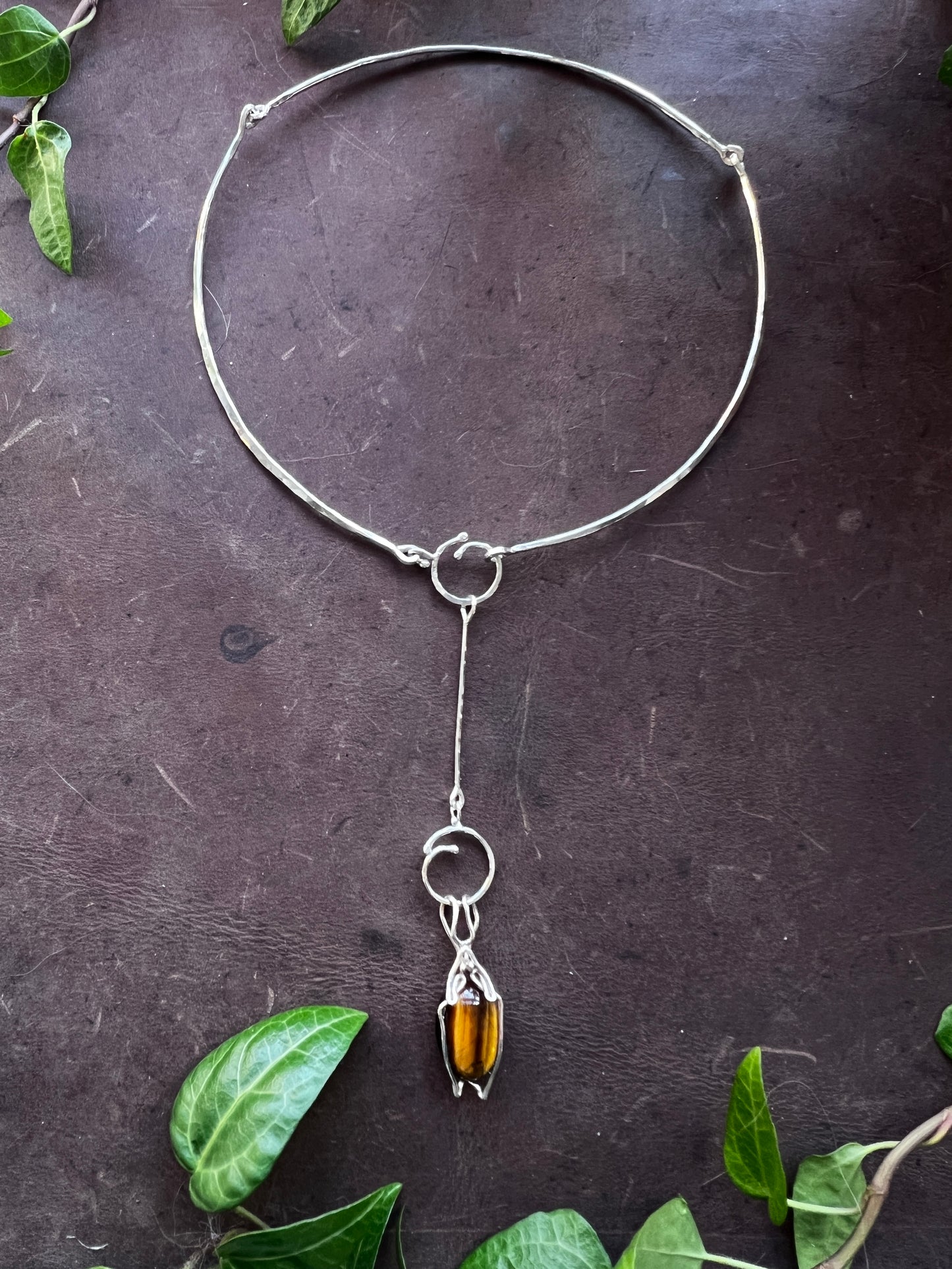 Jewel Beetle no. 6 Collié with Tiger's Eye