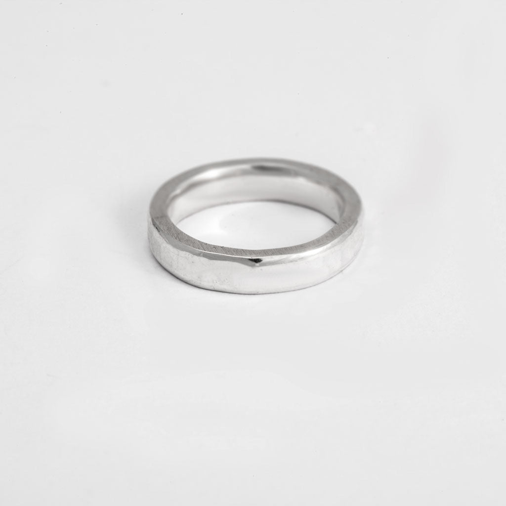 Forge your own jewelry in Ädelsmedjan