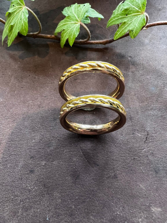 Striped ring 4 mm in 18k rose gold